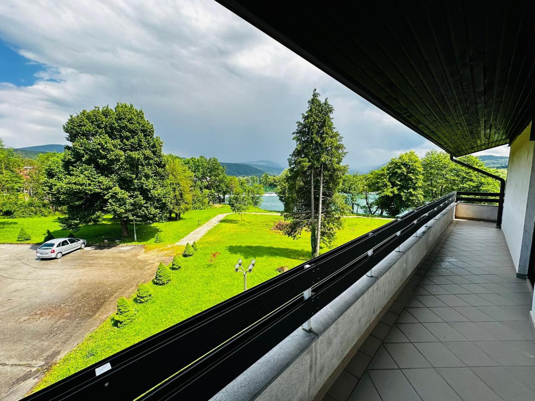 Hotel Ada Біхач Екстер'єр фото