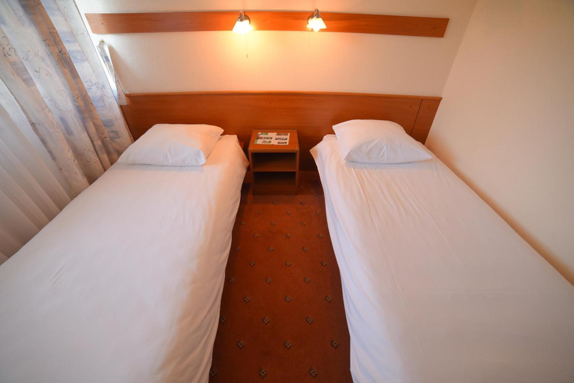 Hotel Ada Біхач Екстер'єр фото