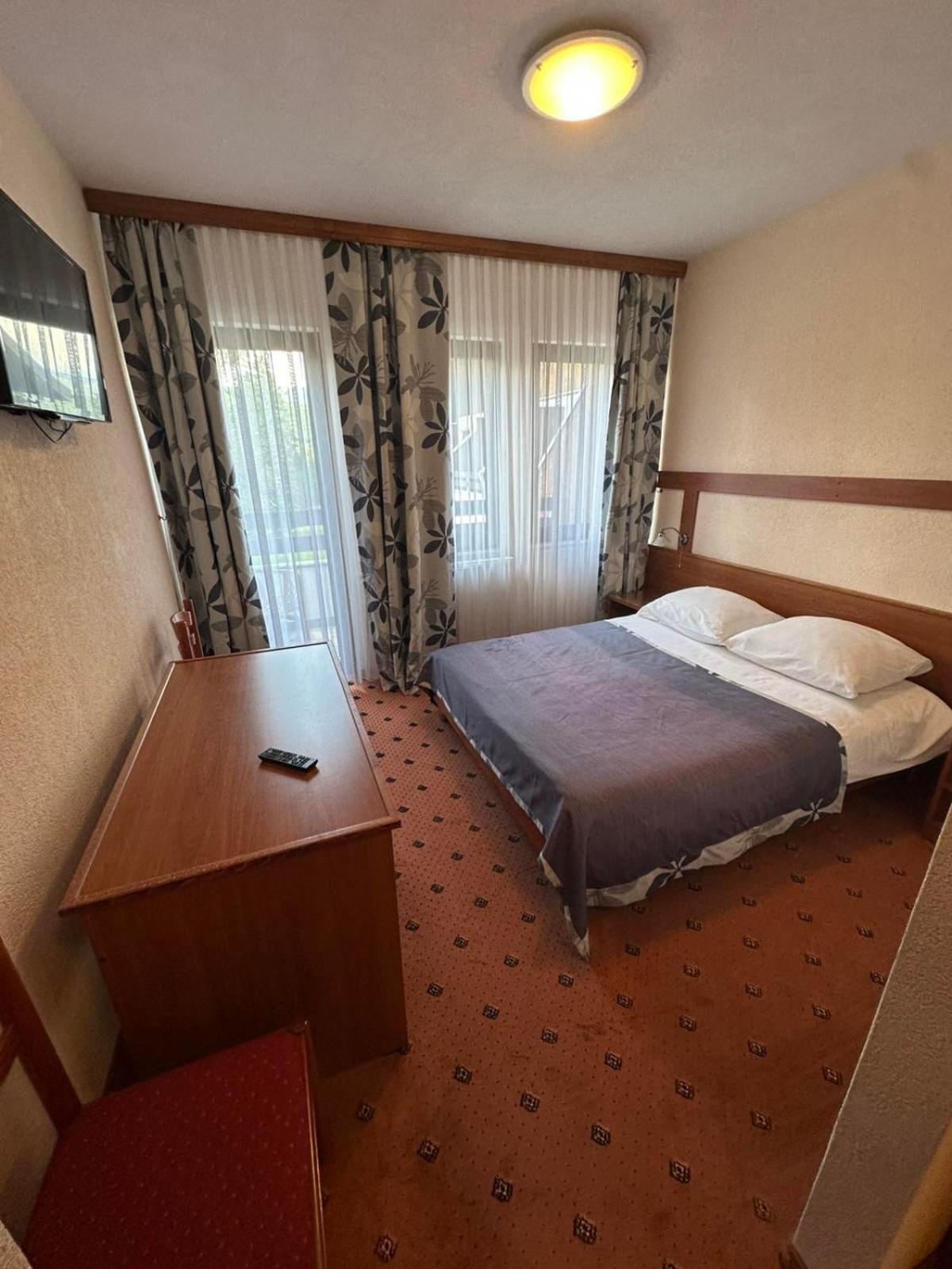 Hotel Ada Біхач Екстер'єр фото